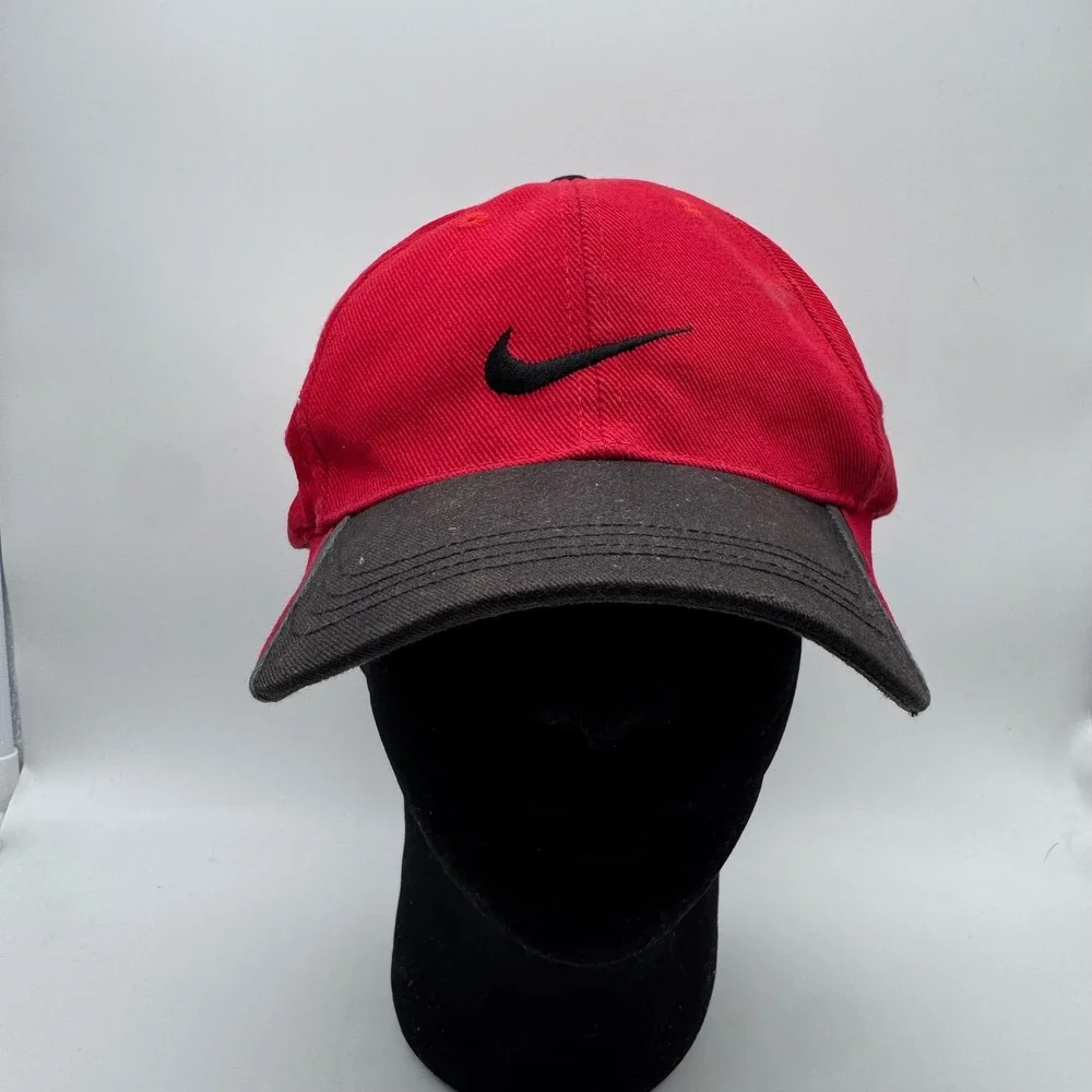 Nike Golf Hat Red Black Swoosh Logo Adjustable Strapback Cotton Baseball Cap